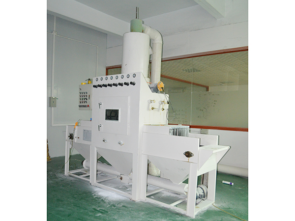 Sandblasting machine